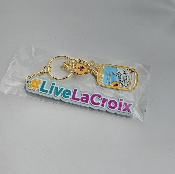 LaCroix Keychain - Picture 3 of 3